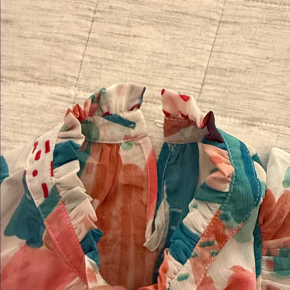 Colorful Ruffle Sleeve Top - Picture 4 of 4